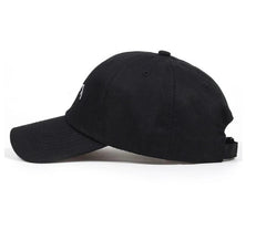 Embroidered Men’s Adjustable Baseball Cap – Classic Everyday Style