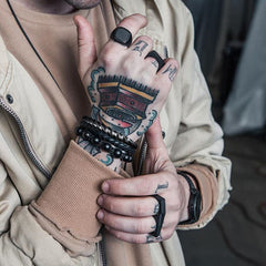 Men’s Simple Horn Bracelet – Natural Style Minimalist Fashion Jewelry