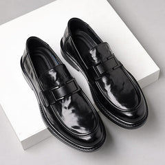 Men's British Slip-On Pointed Leather Shoes