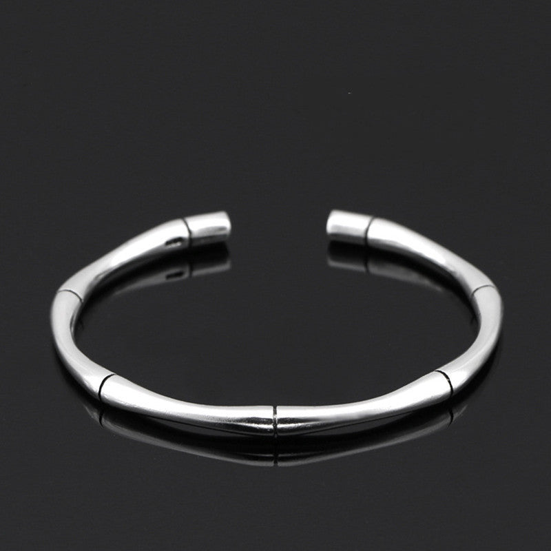 Men’s Copper Silver-Plated Bracelet – Modern Fashion & Masculine Accessory